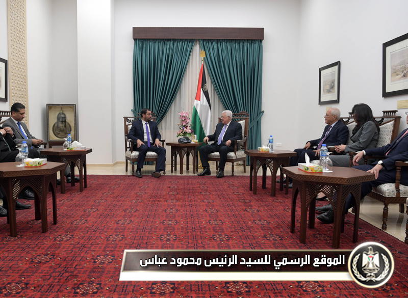 الرئيس عباس يستقبل وزير الصناعة 
والتجارة والتموين الأردني