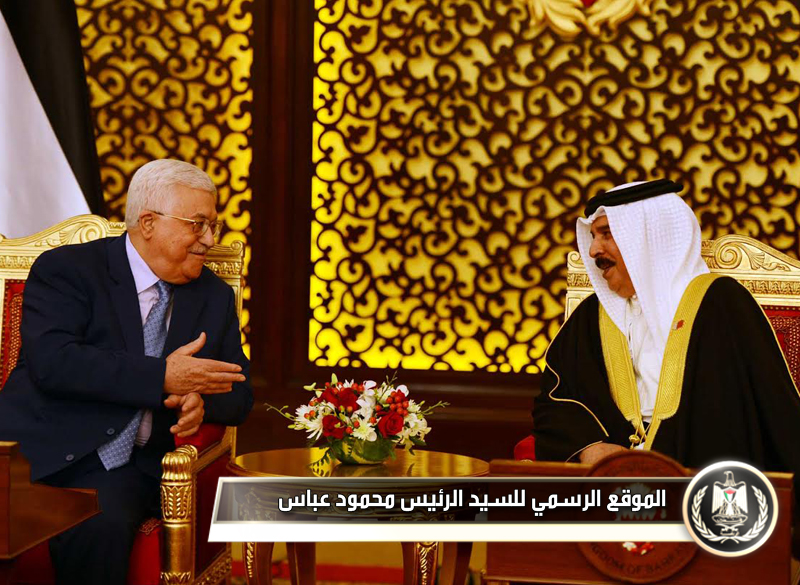 السيد الرئيس يجتمع مع ملك 
البحرين