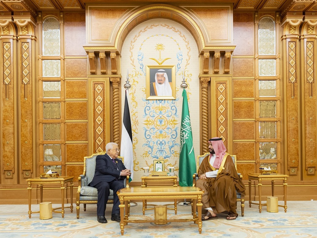 الرئيس يجتمع مع ولي العهد السعودي