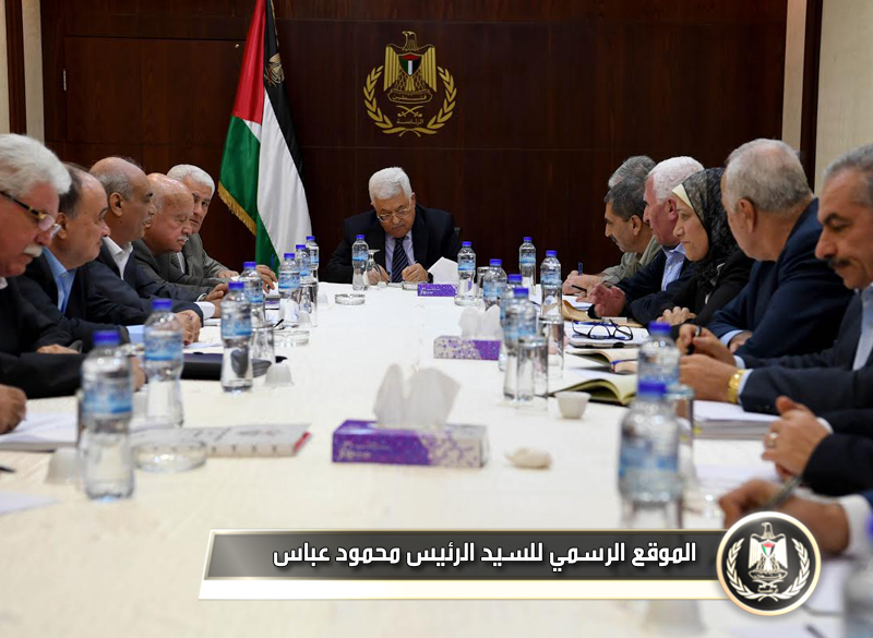السيد الرئيس أثناء اجتماع اللجنة 
المركزية لحركة فتح.
