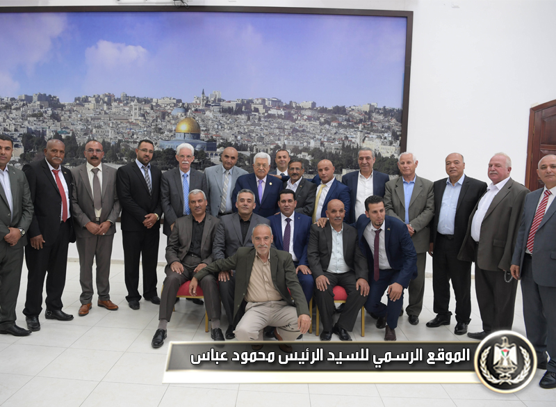 الرئيس عباس يستقبل أمناء سر 
وأعضاء أقاليم جنين ويطا وشمال الخليل وأريحا والأغوار 
المنتخبين