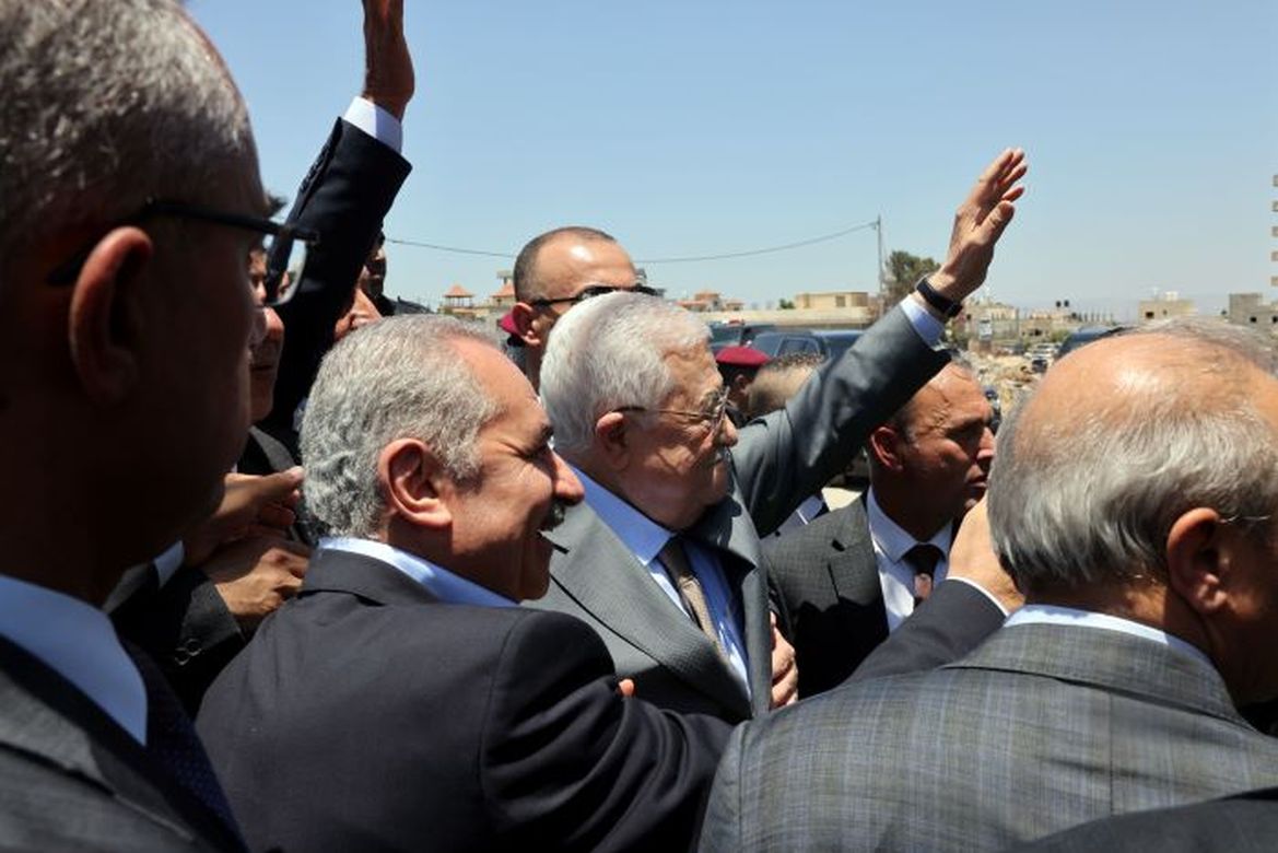 الرئيس يصل جنين لتفقد أوضاع المواطنين ومتابعة إعادة الاعمار