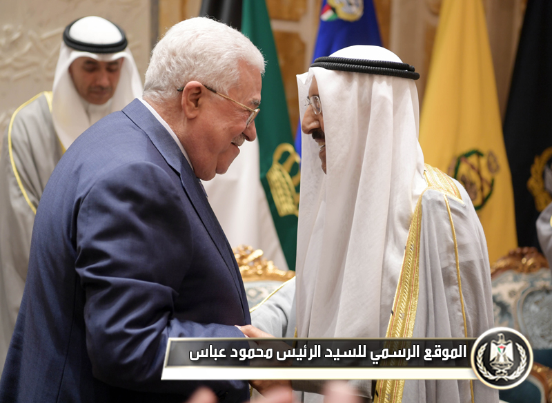 السيد الرئيس يجتمع مع أمير دولة 
الكويت