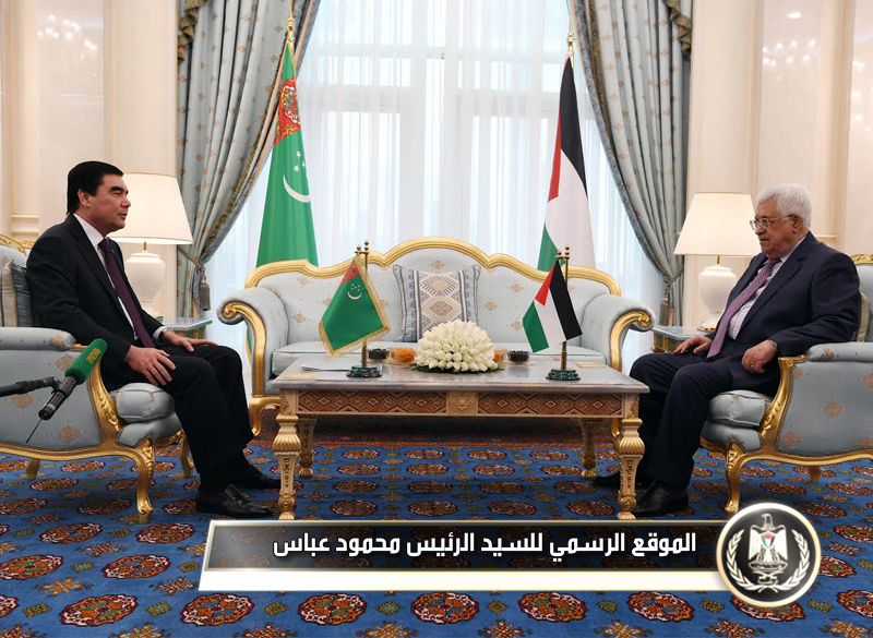 السيد الرئيس يلتقي رئيس تركمانستان قربان 
قولي محميدوف.