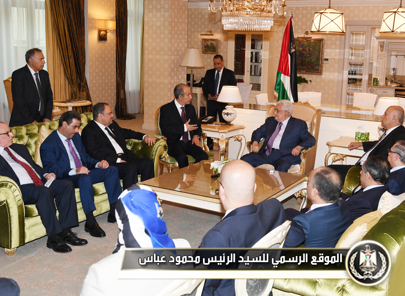 السيد الرئيس يستقبل السفراء العربالمعتمدين 
لدى روسيا الاتحادية