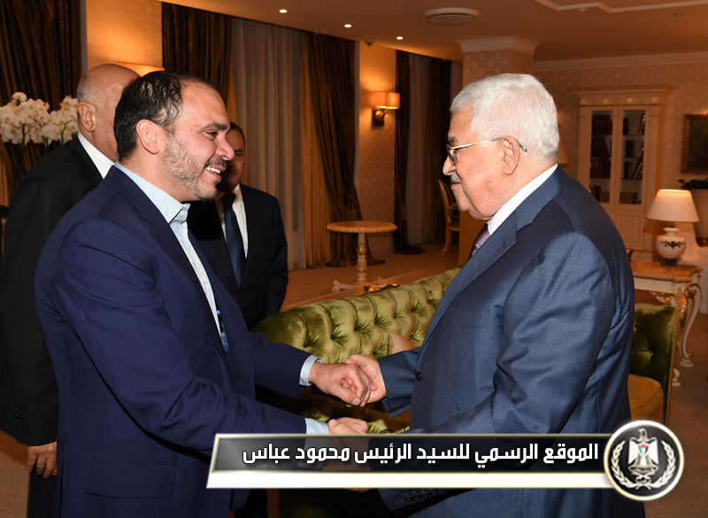 السيد الرئيس يستقبل الأمير علي بن 
الحسين