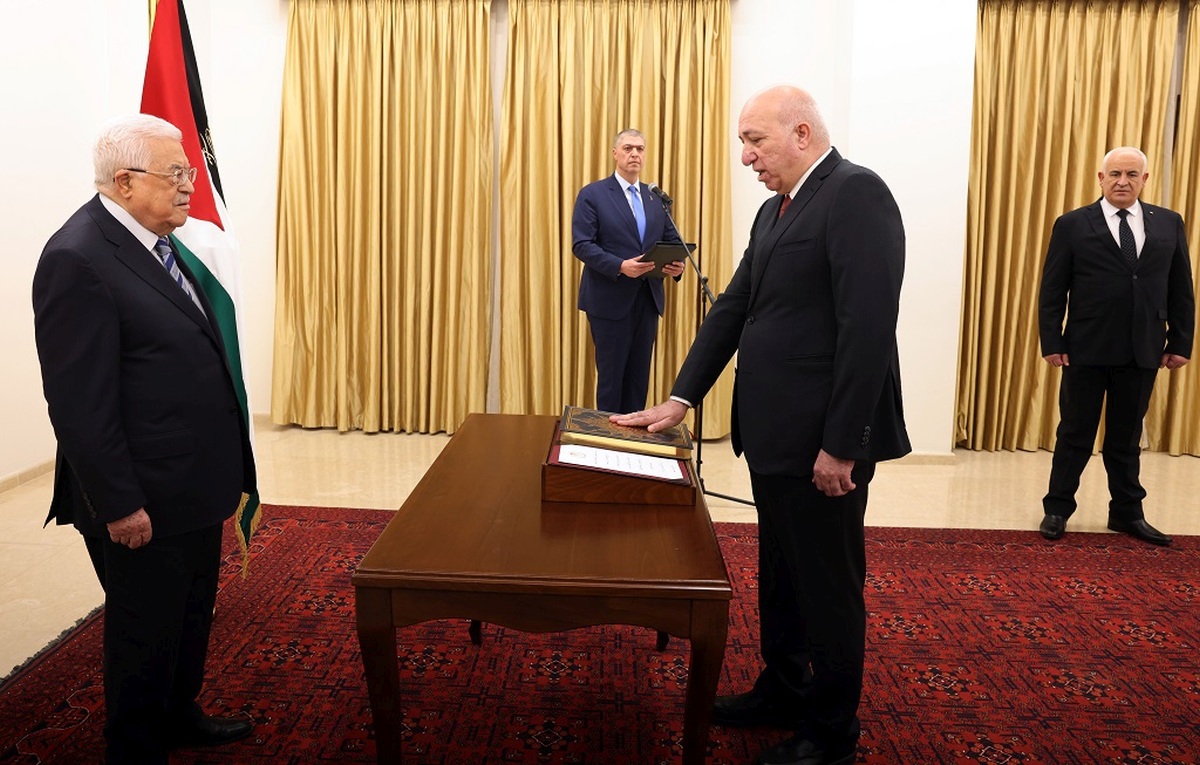 اللواء التعمري يؤدي اليمين القانونية أمام الرئيس مديرًا لجهاز الأمن الوقائي