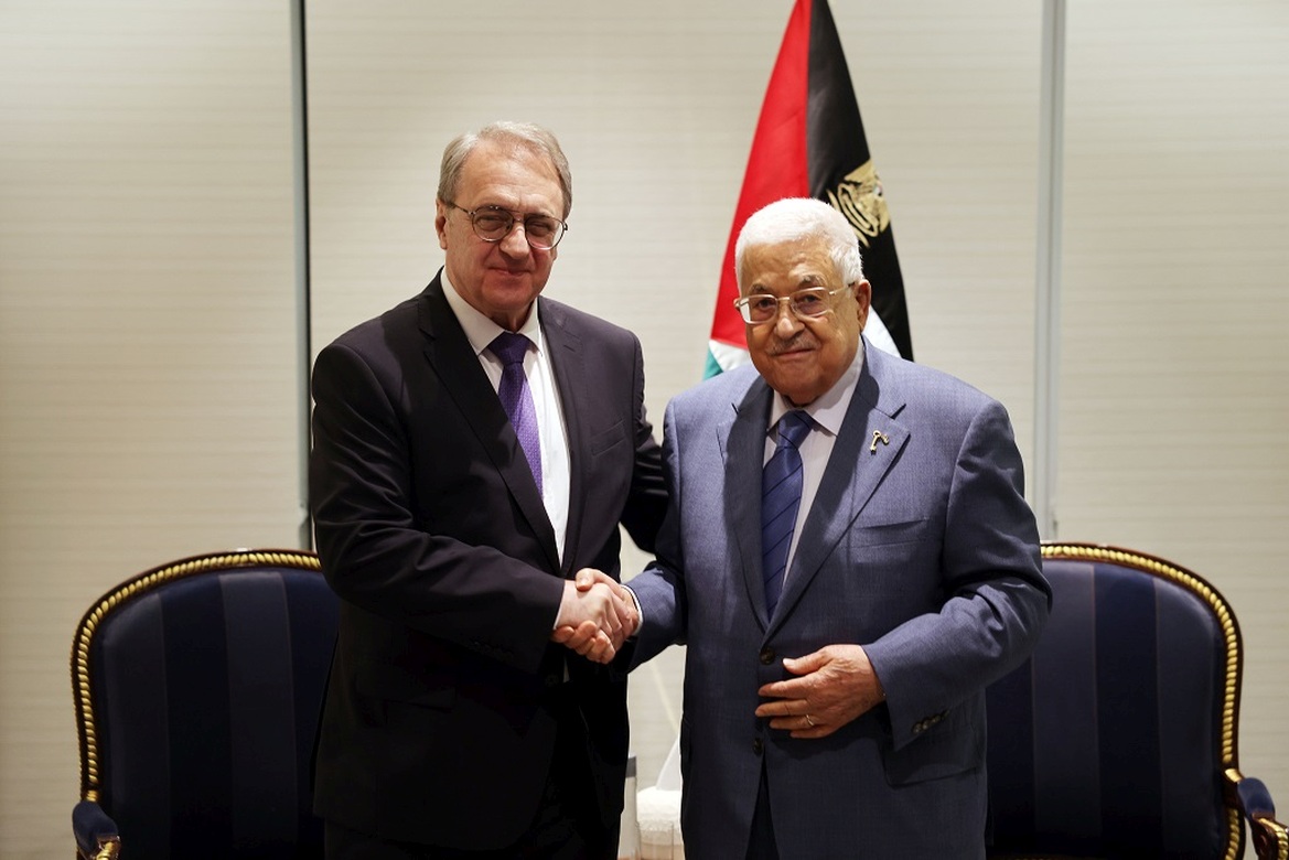 الرئيس يجتمع مع مبعوث الرئيس الروسي للشرق الأوسط