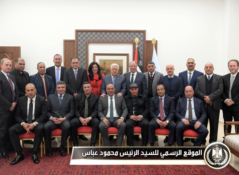الرئيس يستقبل رؤساء الغرف التجارية 
المنتخبين