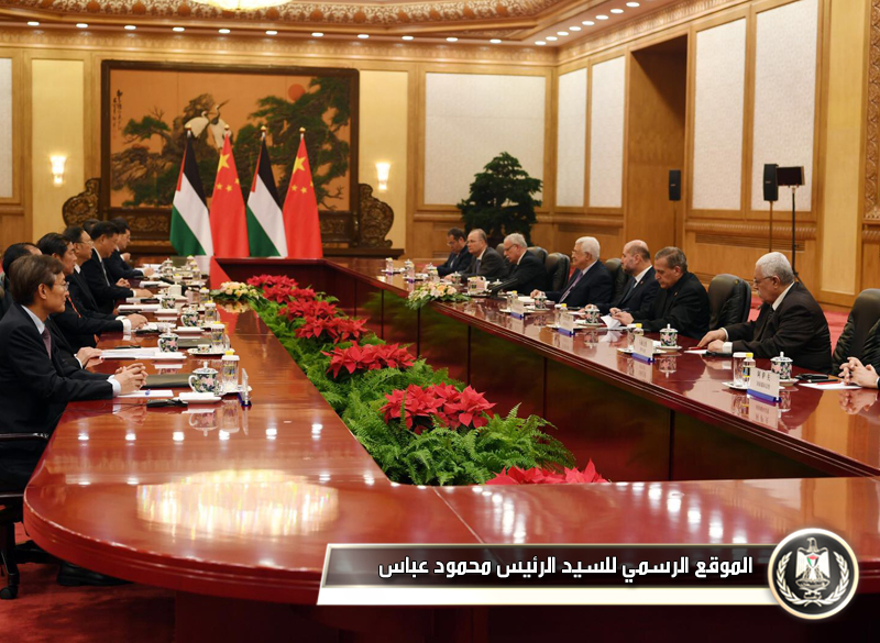 السيد الرئيس يبحث مع نظيره الصيني 
العلاقاتالثنائية وجهود دفع العملية 
السلمية
