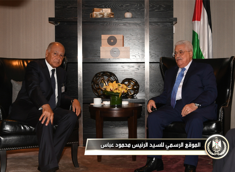 السيد 
الرئيس يجتمع مع أمين عام الجامعة 
العربية