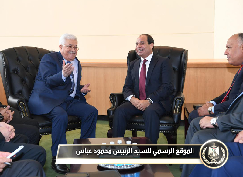 السيد الرئيس يلتقي مع رئيس جمهورية 
مصر العربية عبد الفتاح 
السيسي.