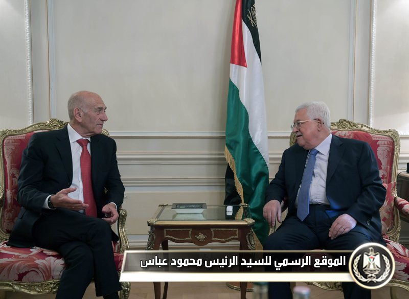 السيد الرئيس لدى استقباله وزراء وأعضاء 
كنيست سابقين:القتل والاستيطان لن يحققا الأمن والسلام 
لأحد