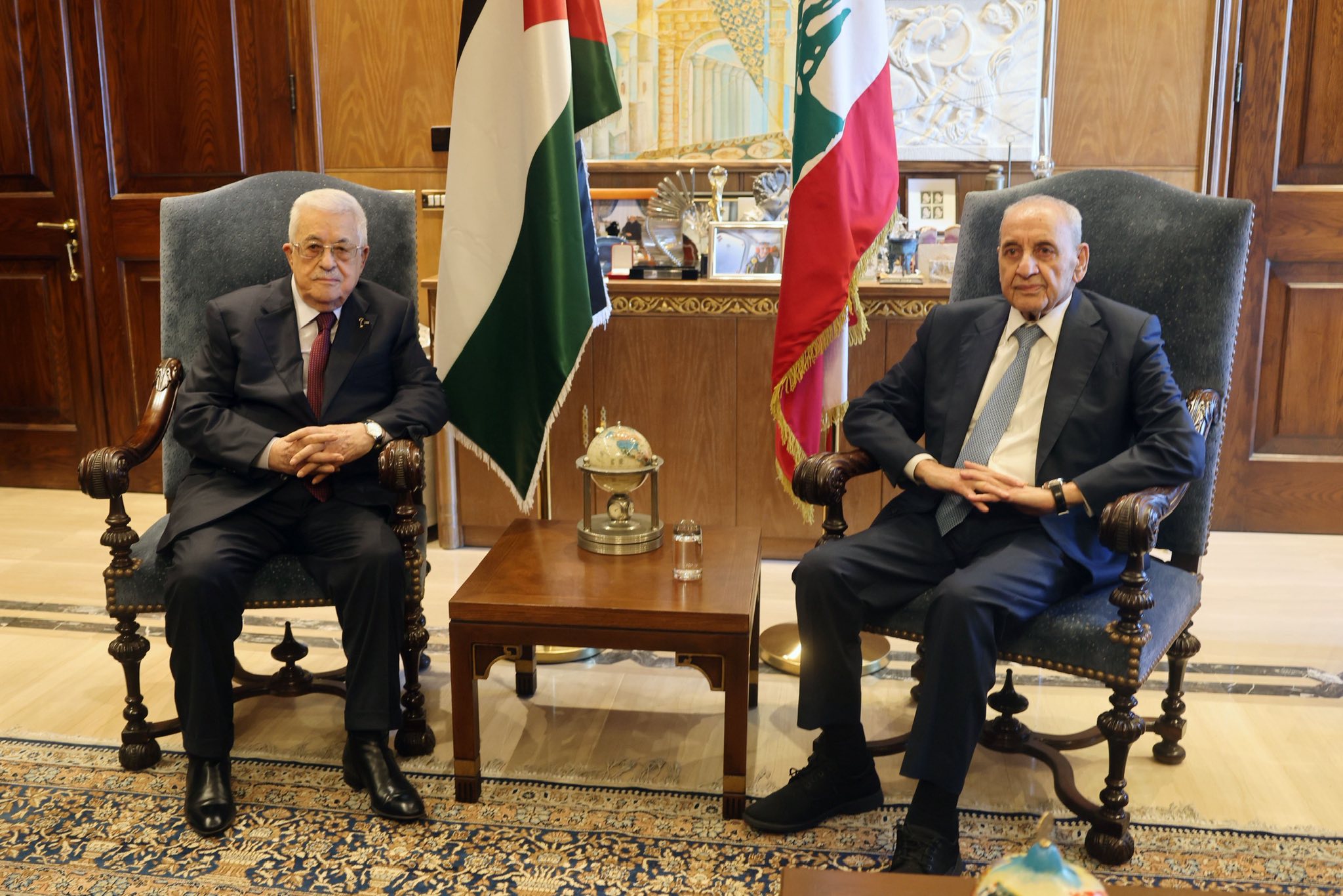 الرئيس يجتمع مع رئيس مجلس النواب اللبناني