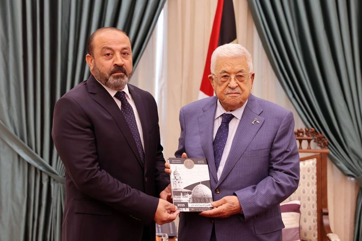 الرئيس يتسلم التقرير السنوي للنيابة العامة لعام 2023