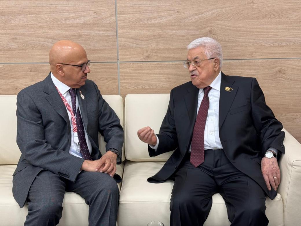 الرئيس يستقبل وزير خارجية البحرين