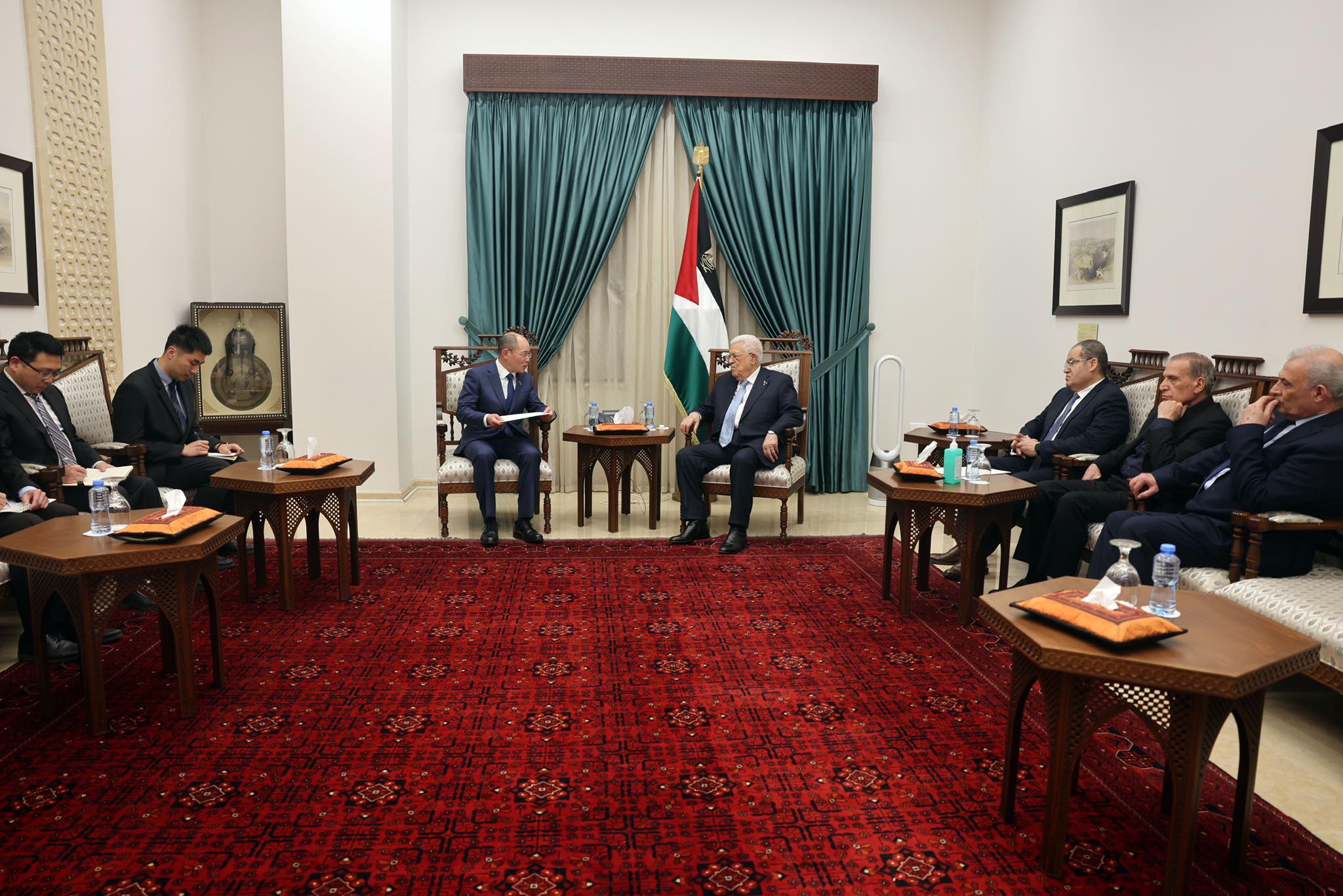الرئيس يتسلم رسالة خطية من نظيره الصيني