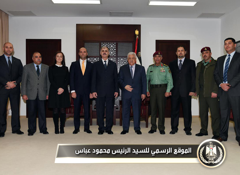 السيد الرئيس يستقبل وفدا من الحرس 
الرئاسي الروماني.
