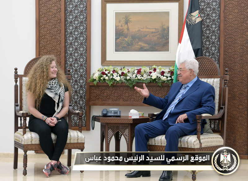 السيد الرئيس يستقبل عهد التميمي 
ووالدتها: المقاومة الشعبية السلاح الأمثل لمواجهة 
الاحتلال