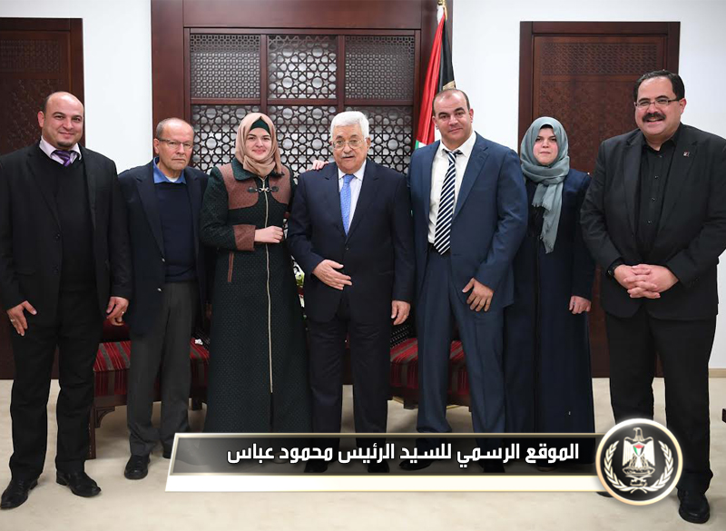 السـيد الرئيس يستقبل الطالبة الجامعية 
أديان عقل الحائزة على المركز الأول في العالم العربي بمسابقة احتساب الأيام 
والتواريخ.